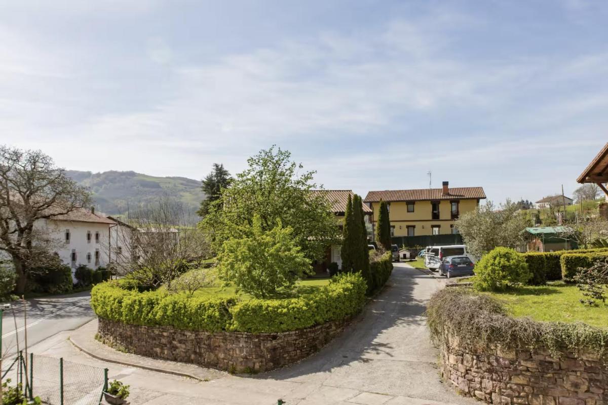 Matxiku Aurre - Housity