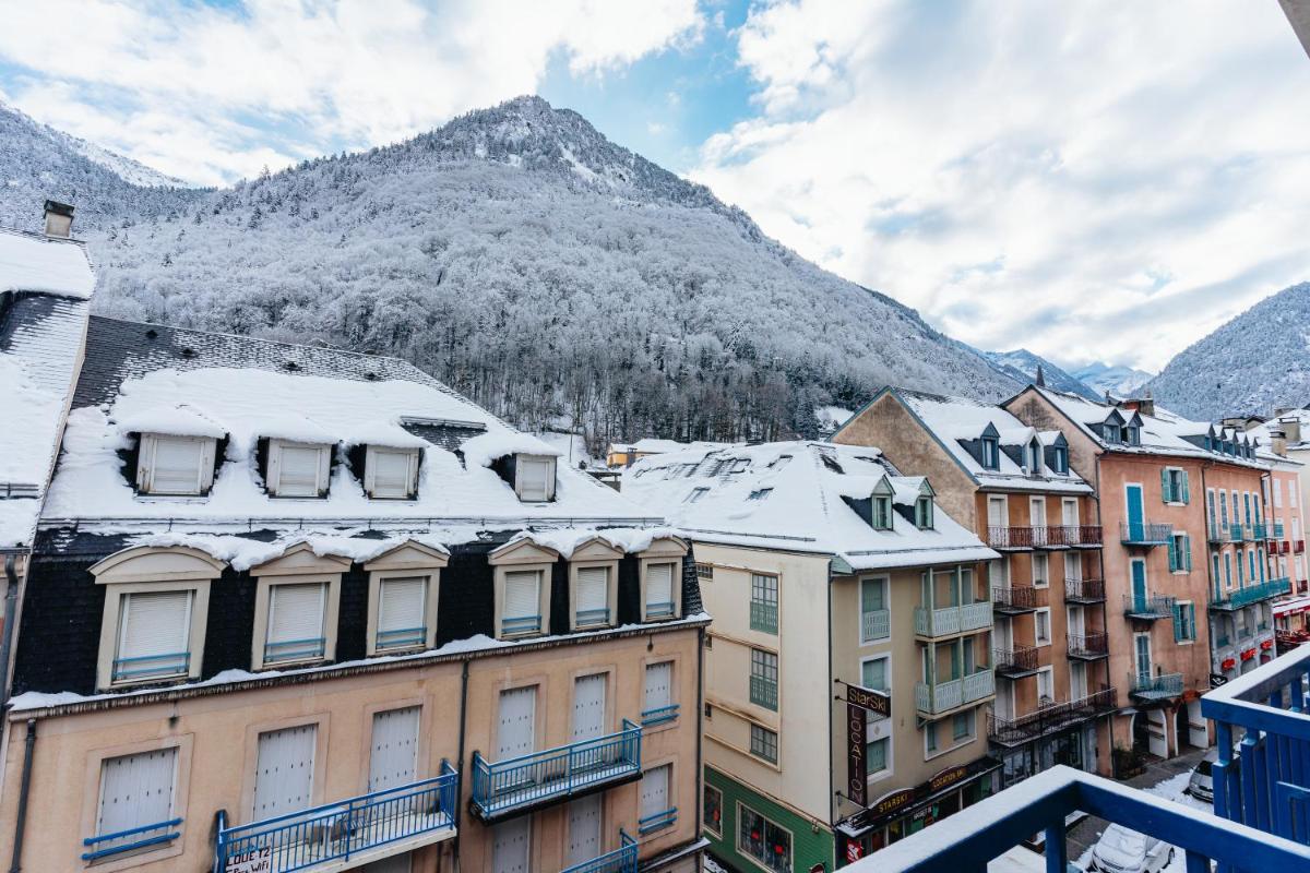 Vue générale sur la montagne ou vue sur la montagne depuis l'appart'hôtel