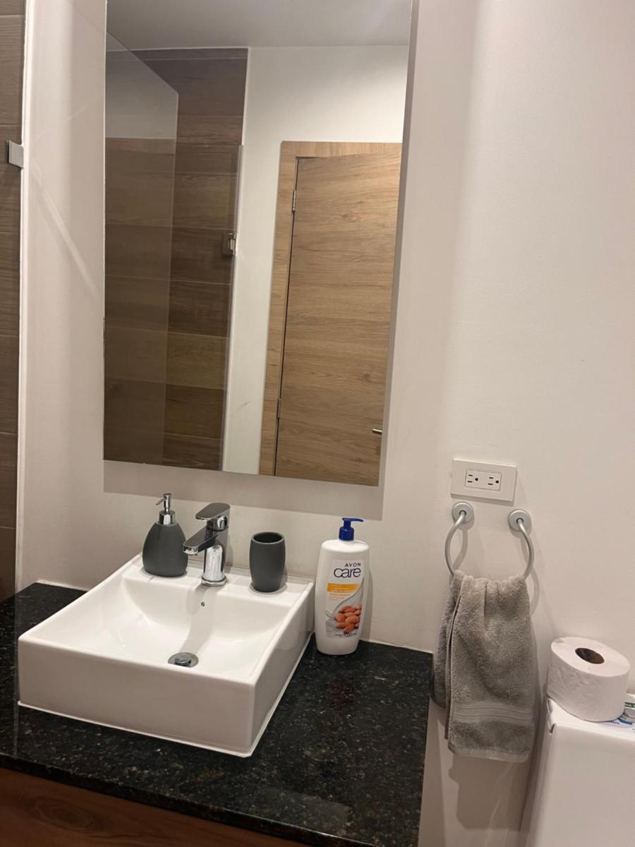 Suite Apartameto 1606 Espectacular Vista La Carolina, piso 16 ONE - Quito - Housity