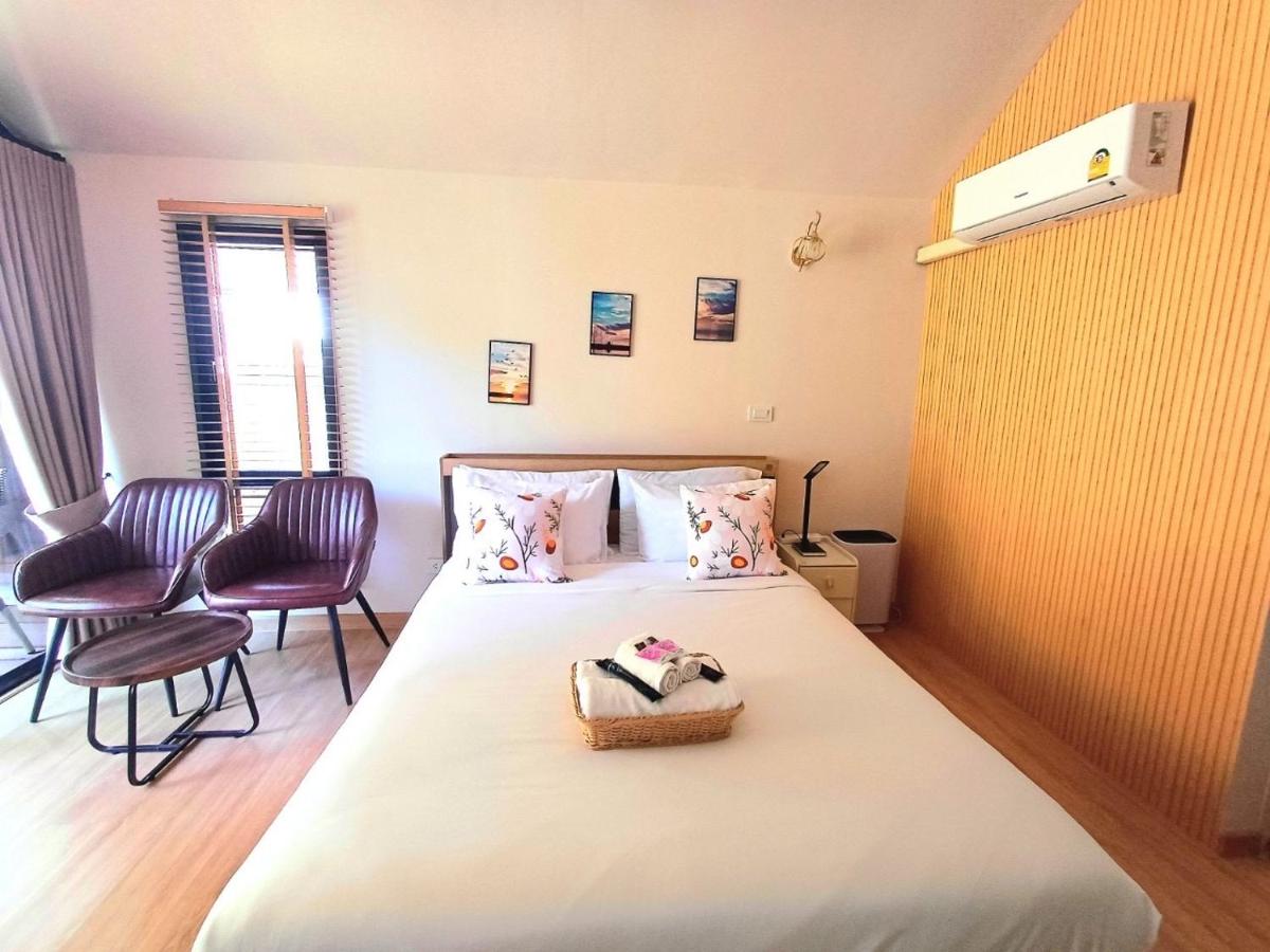 Lake Hill Resort Kanchanaburi - Housity