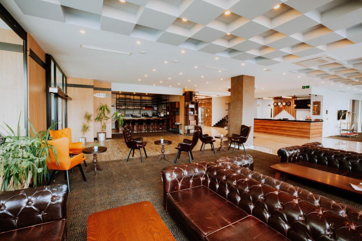 Karpalas City Hotel & Spa - Housity