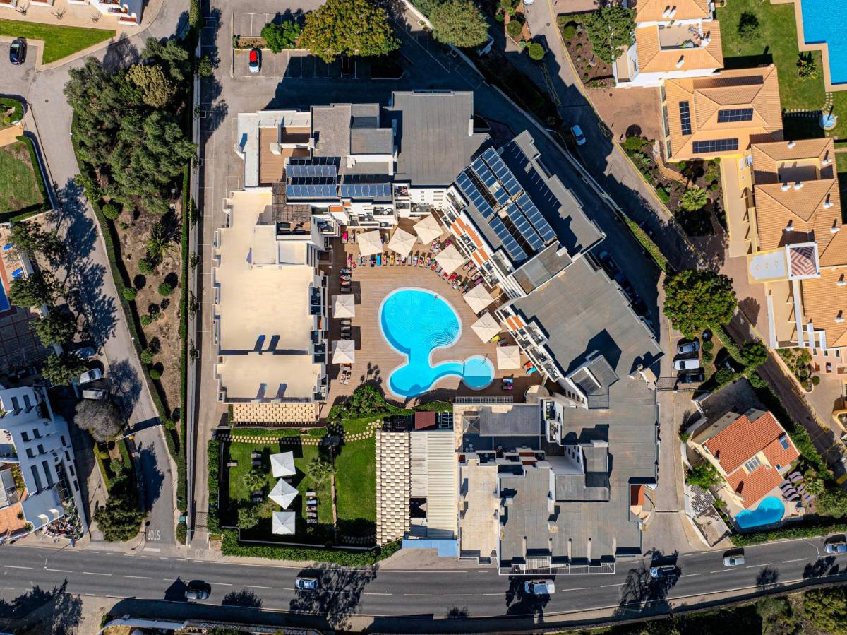 A piscina em ou perto de Santa Eulalia Hotel & Spa