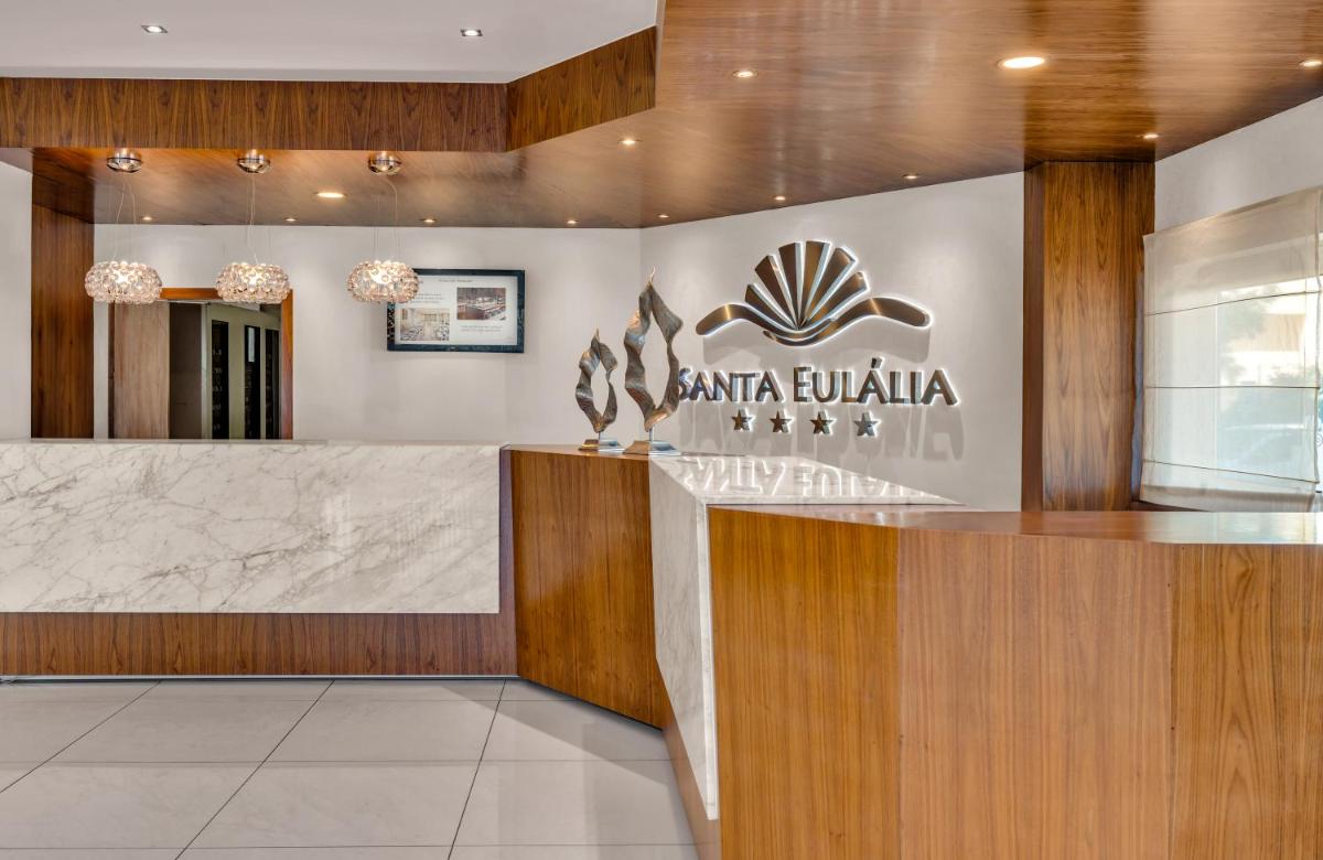 Um certificado, prémio, placa ou documento mostrado em Santa Eulalia Hotel & Spa