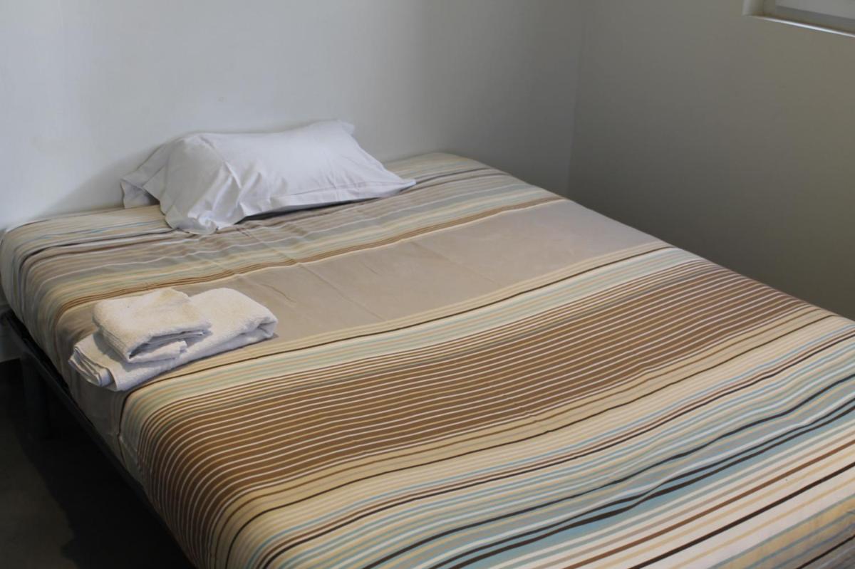 Hôtel et Restaurant de la Gare Torigny-les-Villes - Housity