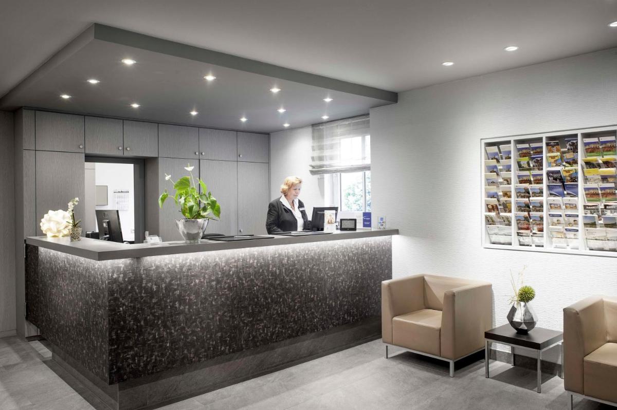 Best Western Hotel Favorit - Housity