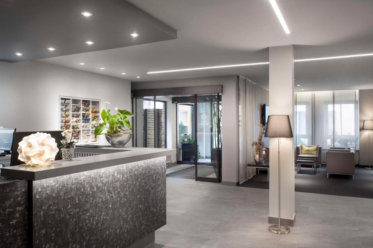 Best Western Hotel Favorit - Housity