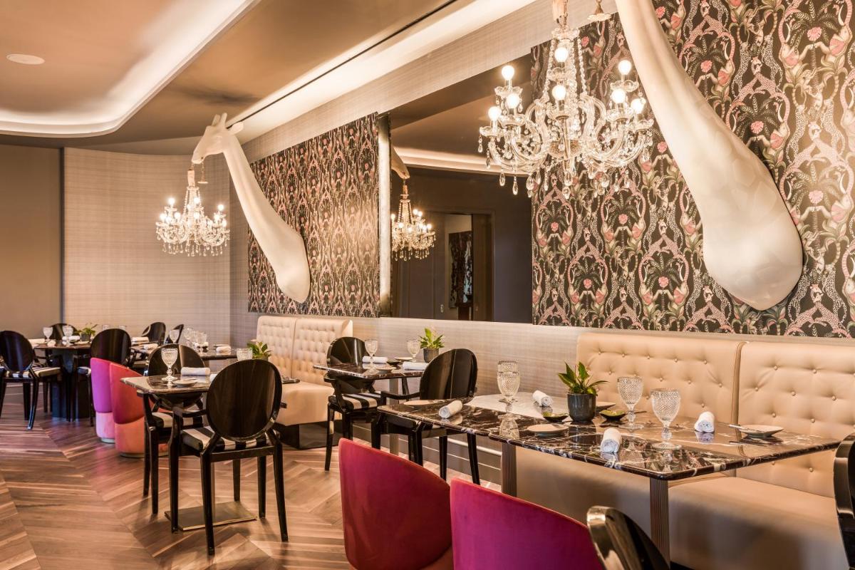 Uma área de estar em Amoure Hotel - The Leading Hotels of the World