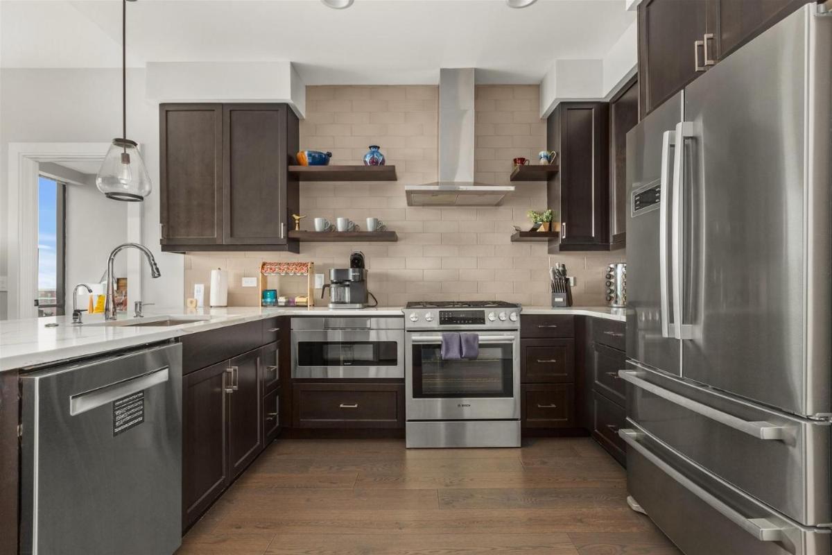 Mountain Serenity - Housity