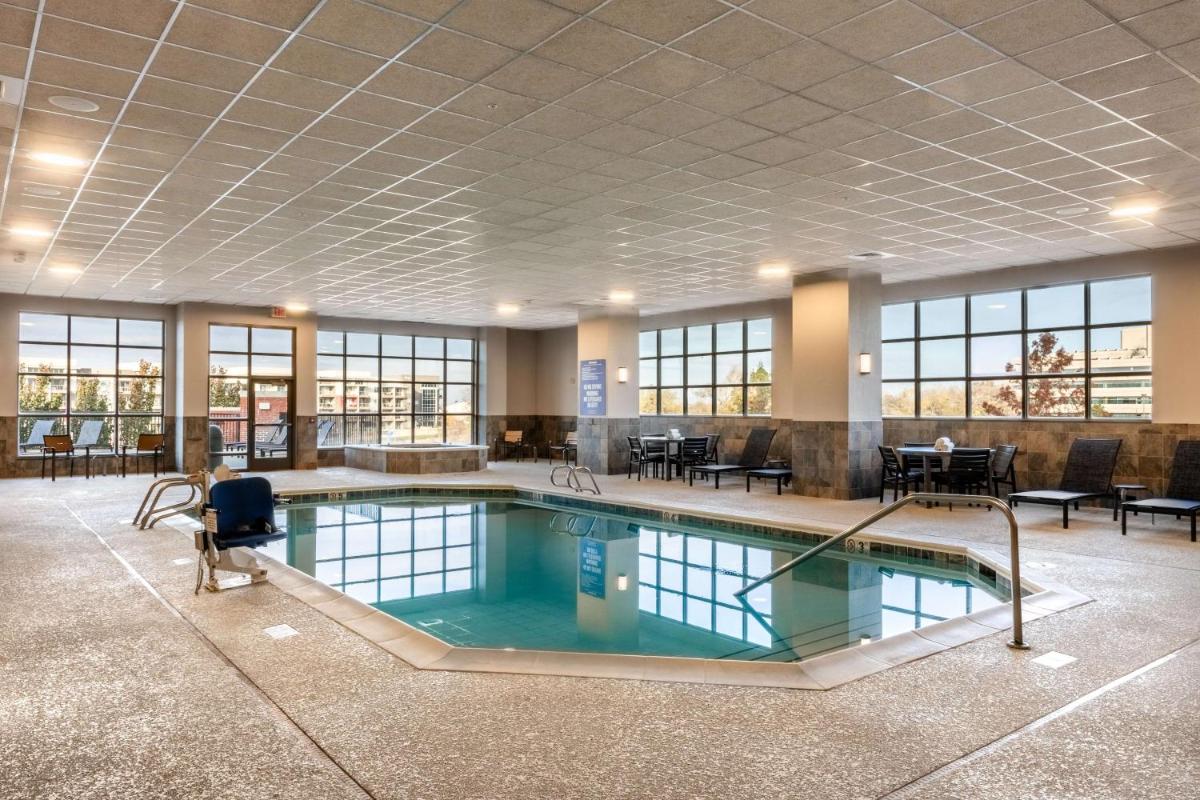 Drury Plaza Hotel Broadview Wichita - Housity
