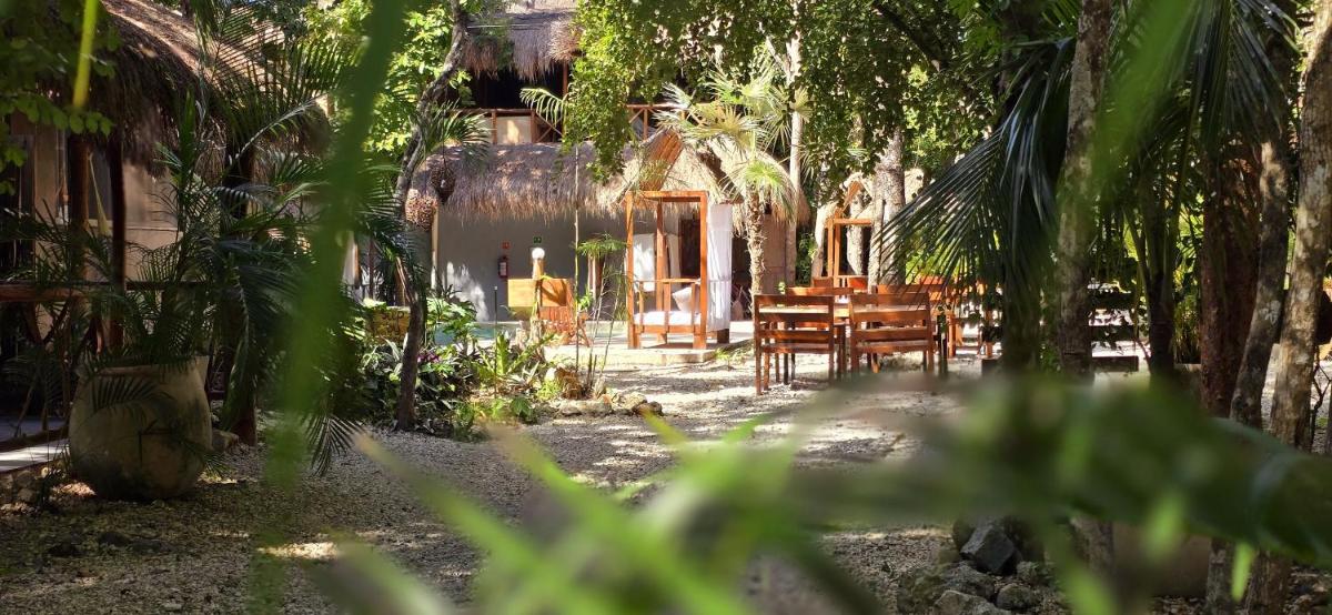 Hotel Kin Tulum Jungle Deluxe - Housity