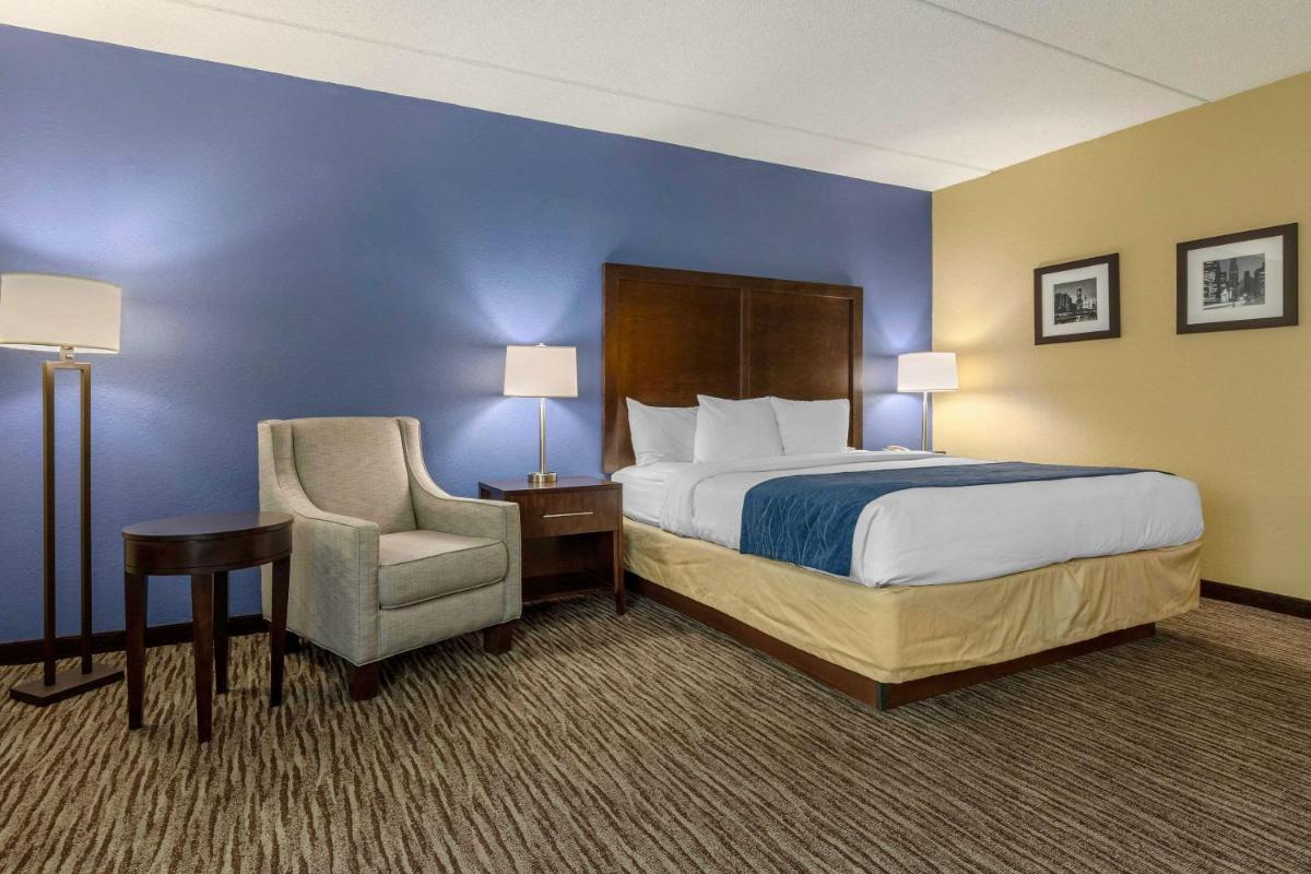 Suburban Studios Arlington Heights Elk Grove - Housity