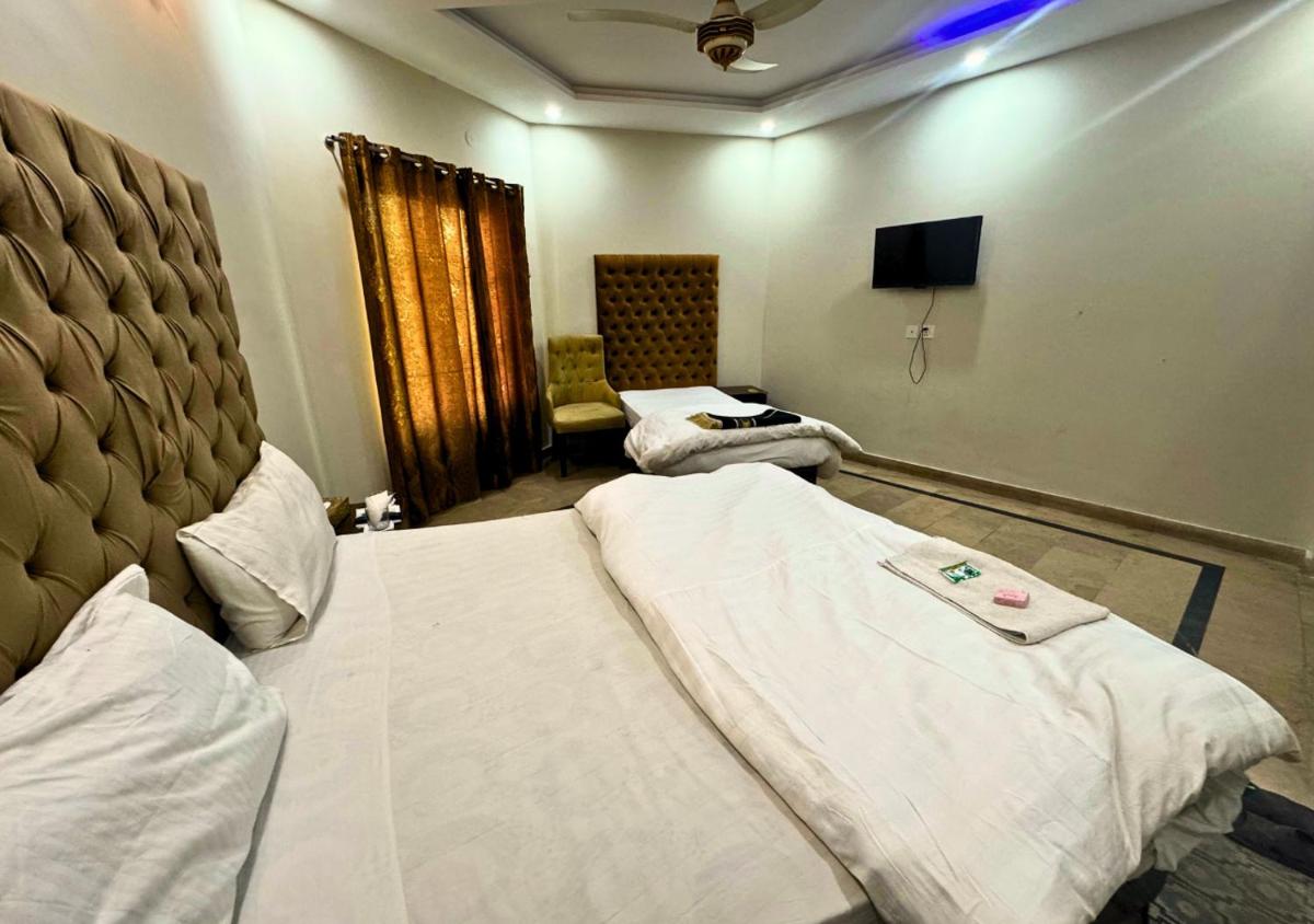Dove inn Hotel near Shaukat Khanum Hospital - Hizvo