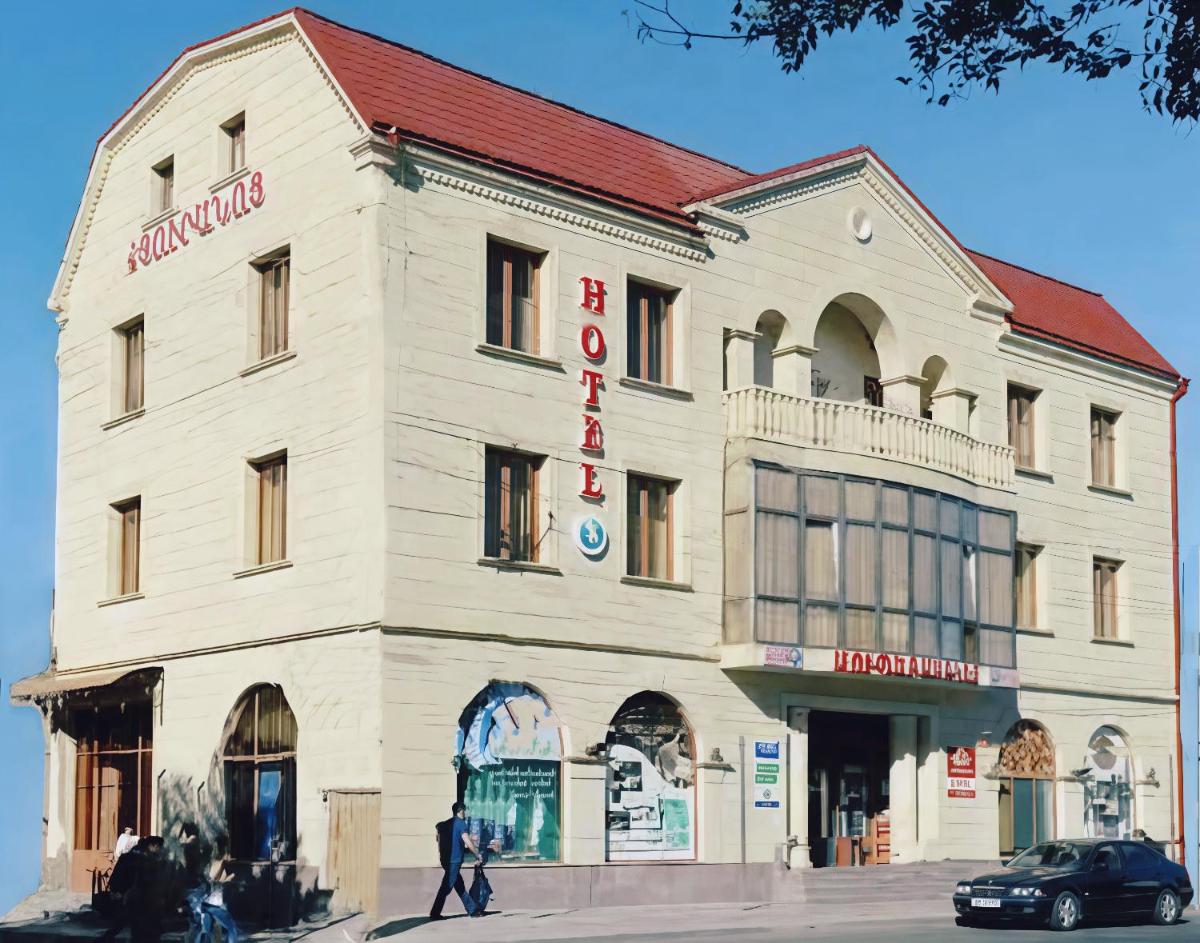 SD Hotel - Housity