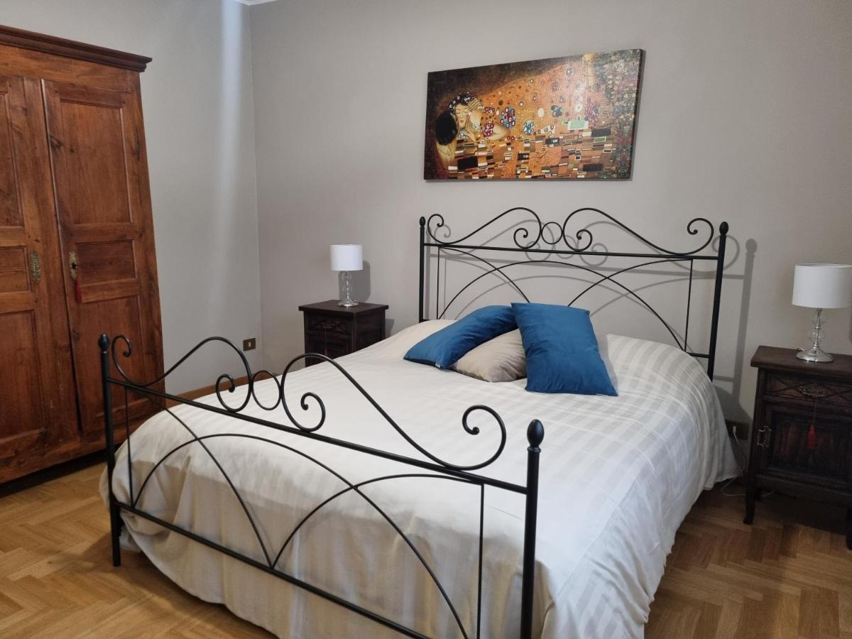 Raimondo's Apartment - Housity