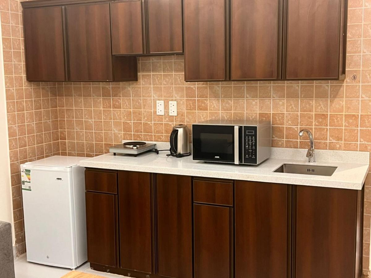 ريزا الفندقية Reeza Suites - Hizvo