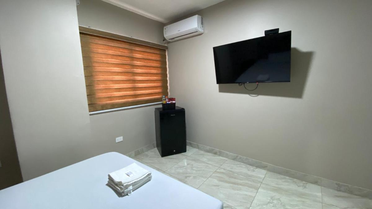Hostal Bellagio - Housity