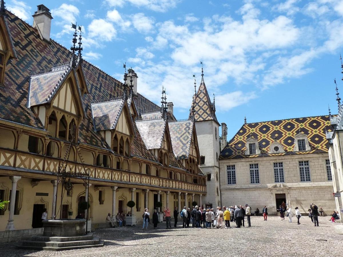 Clients de l'établissement Hôtel Les Deux Chèvres Gevrey-Chambertin