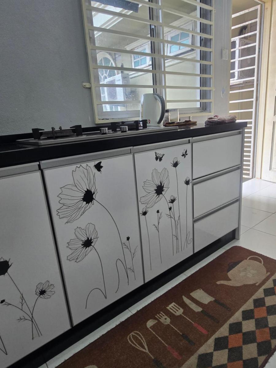 Private pool Cassa Dinies, Wifi , Bbq,10 pax - Housity