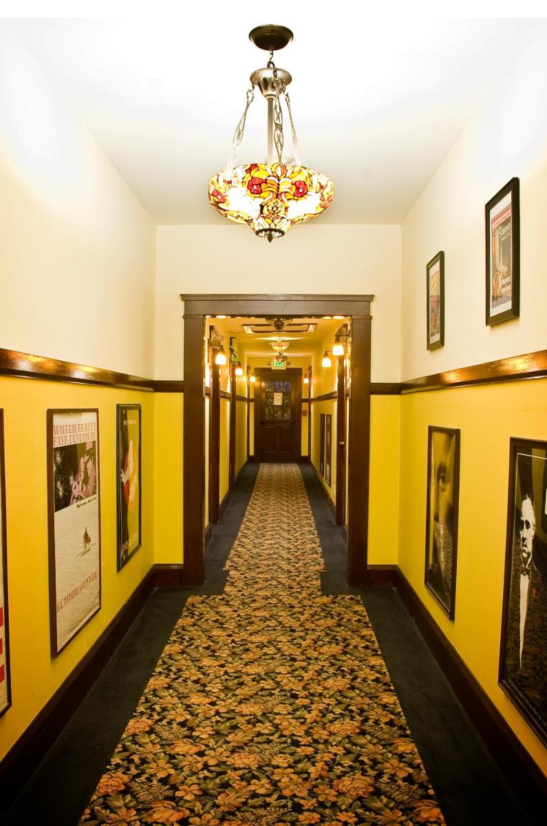 Glen Tavern Inn - Housity