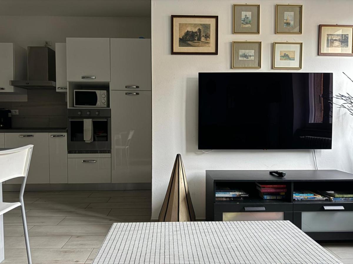 The Lighthouse - Central Apartment Aosta - Housity