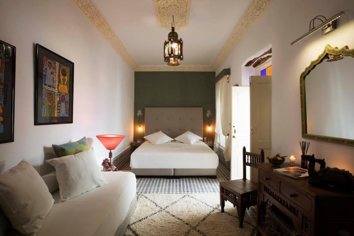 Riad Emotion - Housity