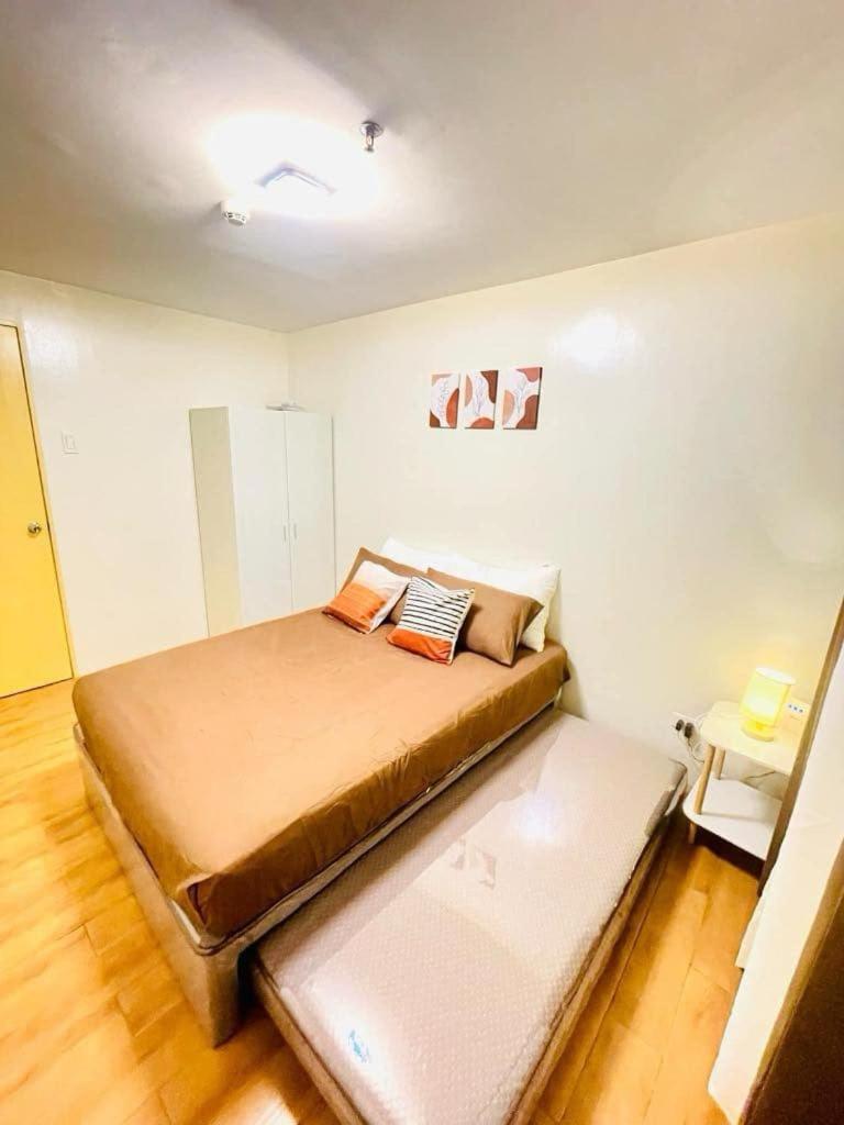 Seawind Condominium - Housity