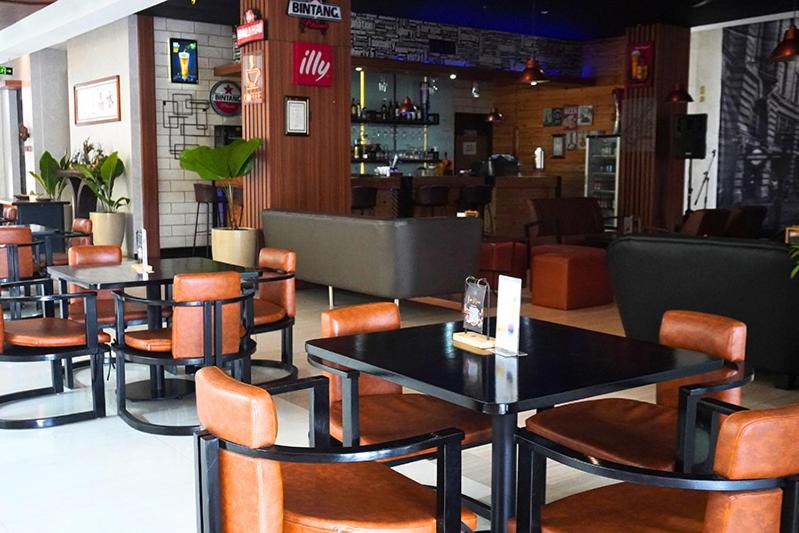 Crystal Lotus Hotel Yogyakarta - Housity