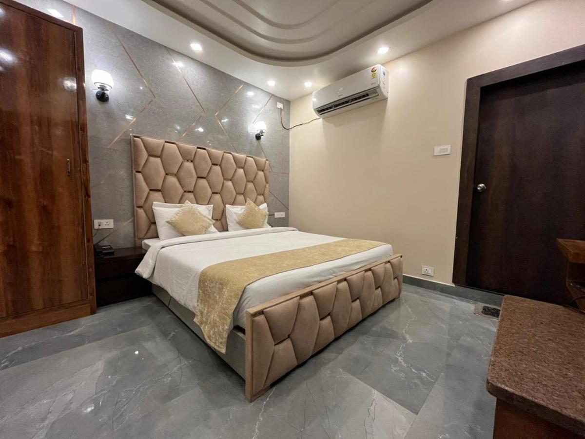 The Saiom Hotel - Housity