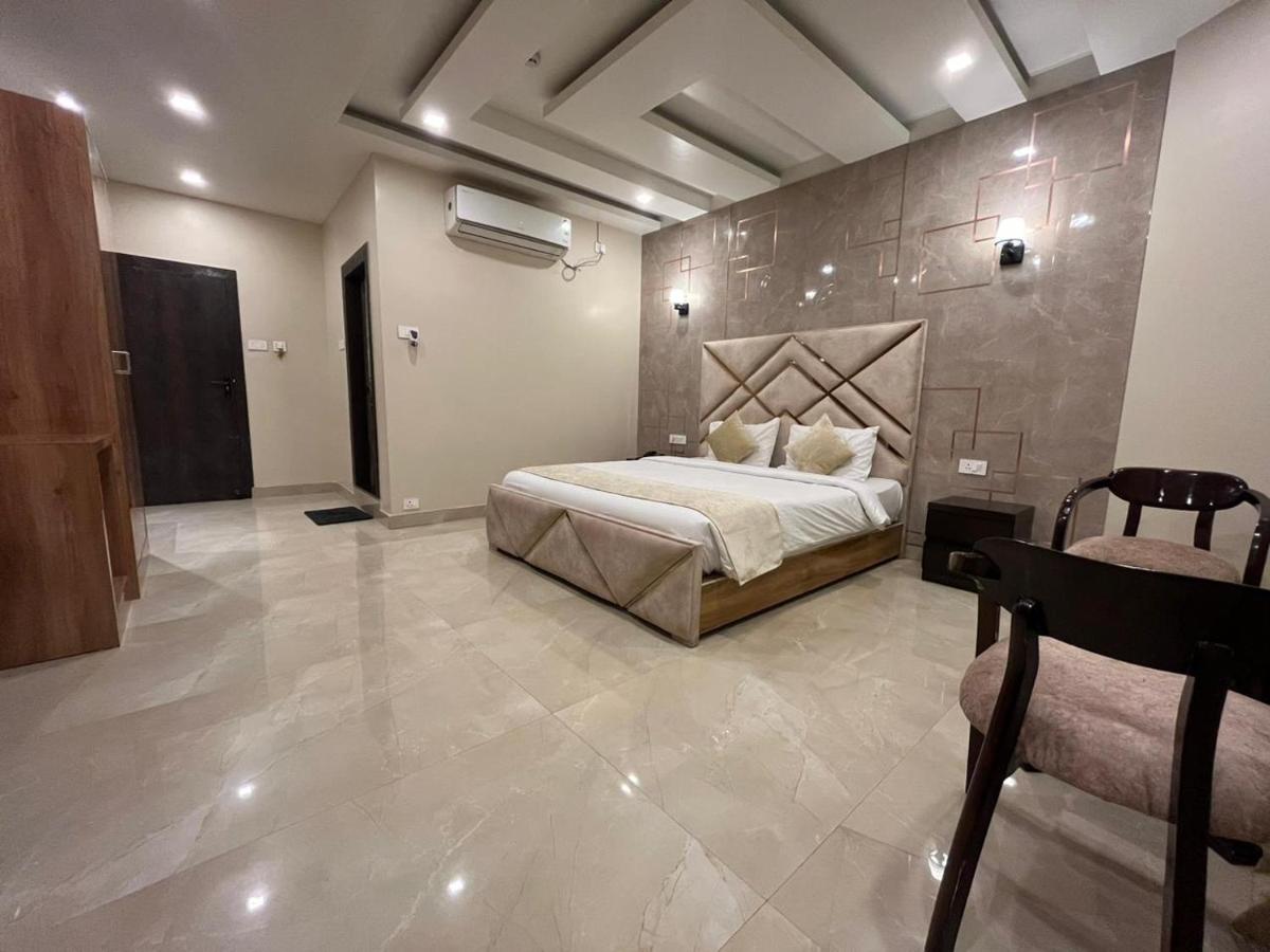 The Saiom Hotel - Housity