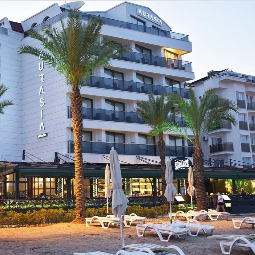 Aurasia Beach Hotel - Housity