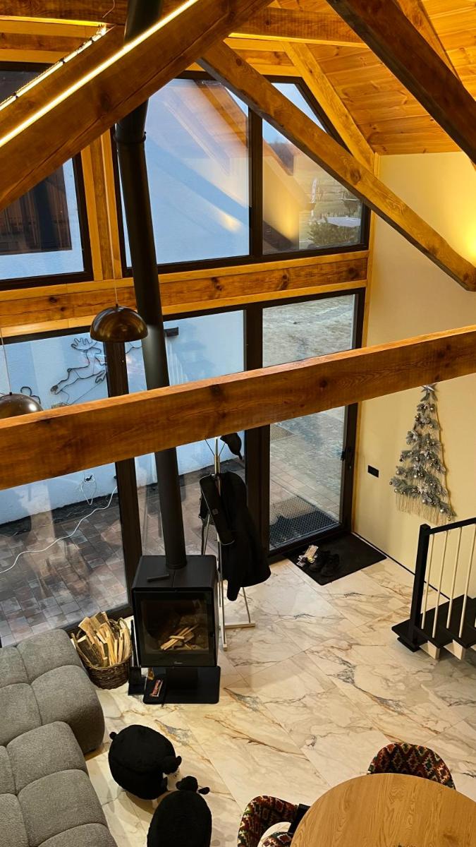 Husky House - Housity