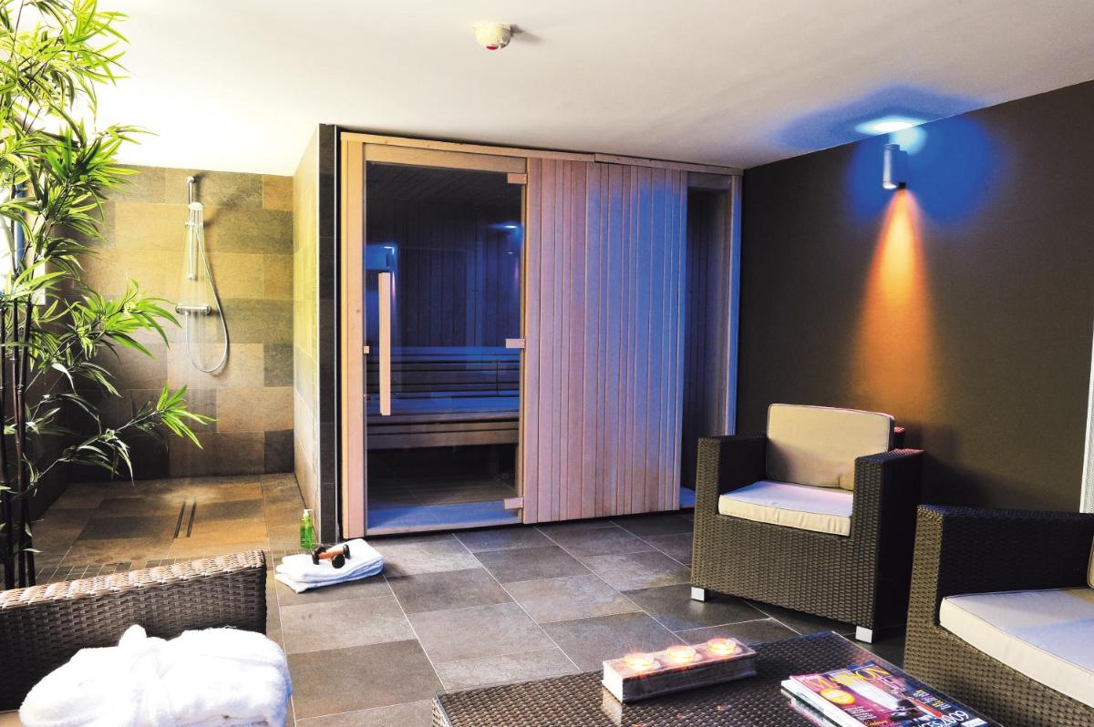 Hôtel De La Plage - Housity