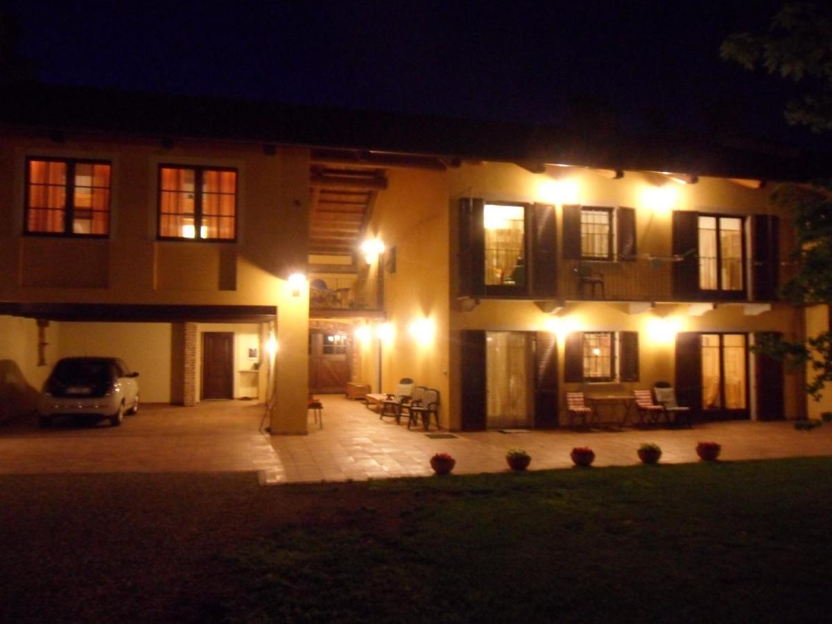 Quattro Gatti - Housity
