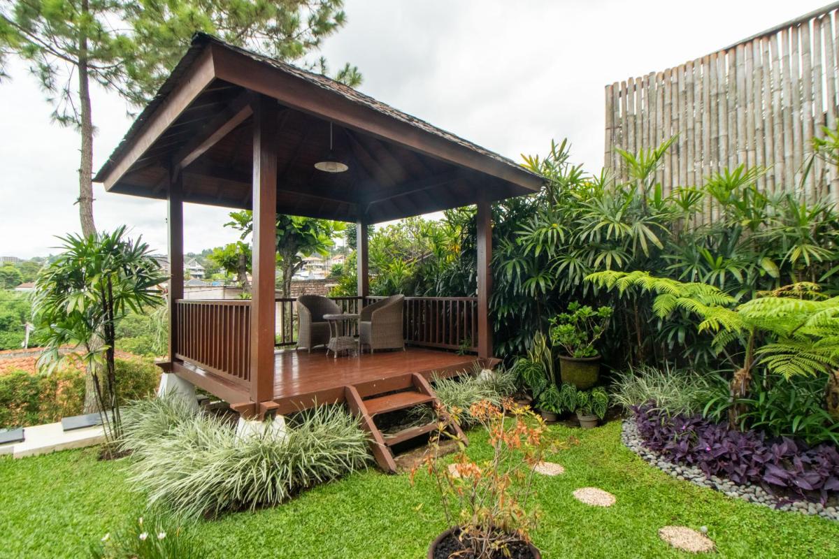 Family Only Pool & Mountain View Modern Bamboo Villa - De Reiz Ethnic Syariah - Housity