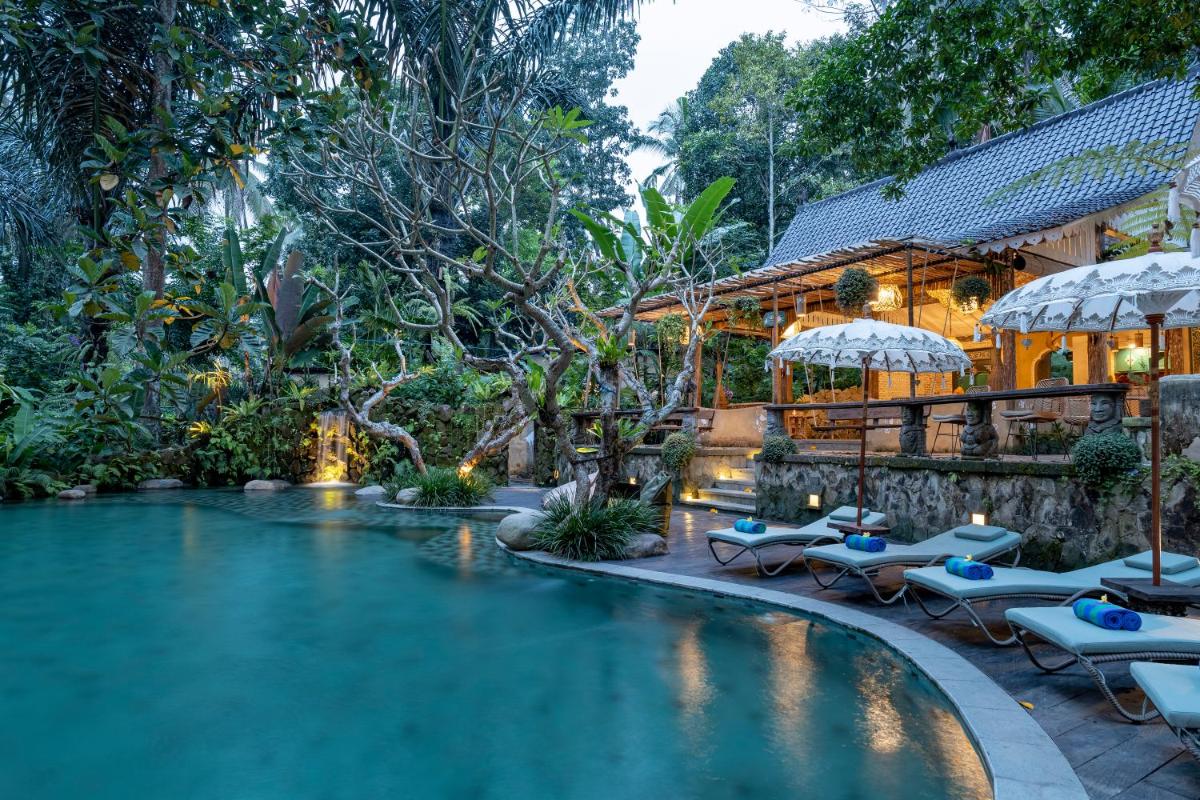 Pramana Giri Kusuma - Housity