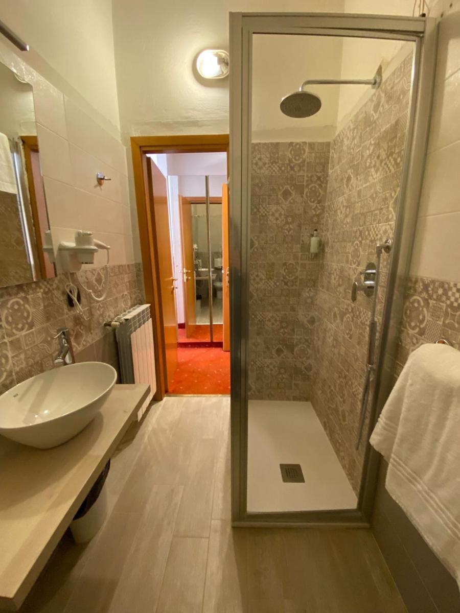 Eurohotel - Housity