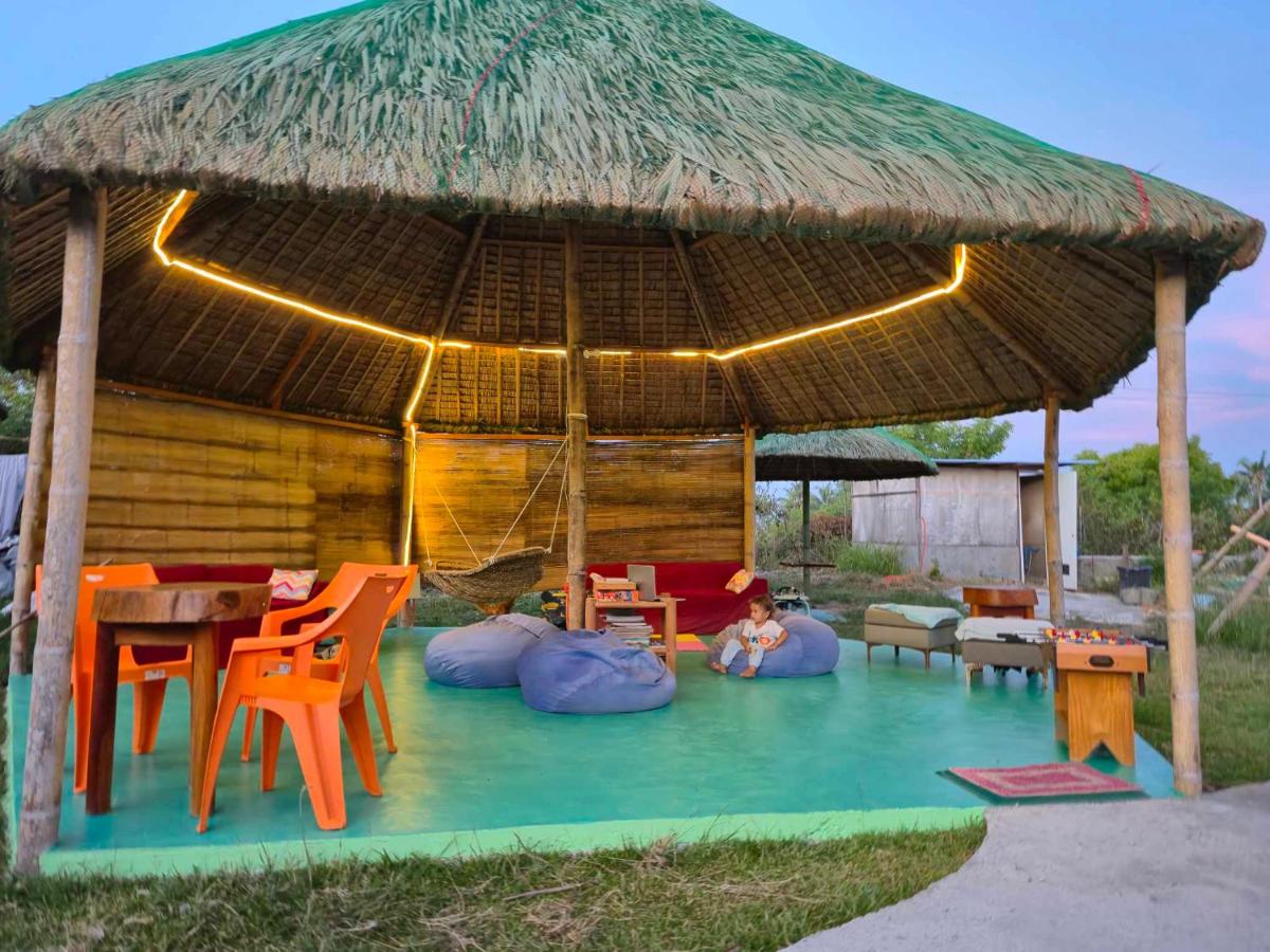 Nirvana resort & dive centre - Moalboal - Housity