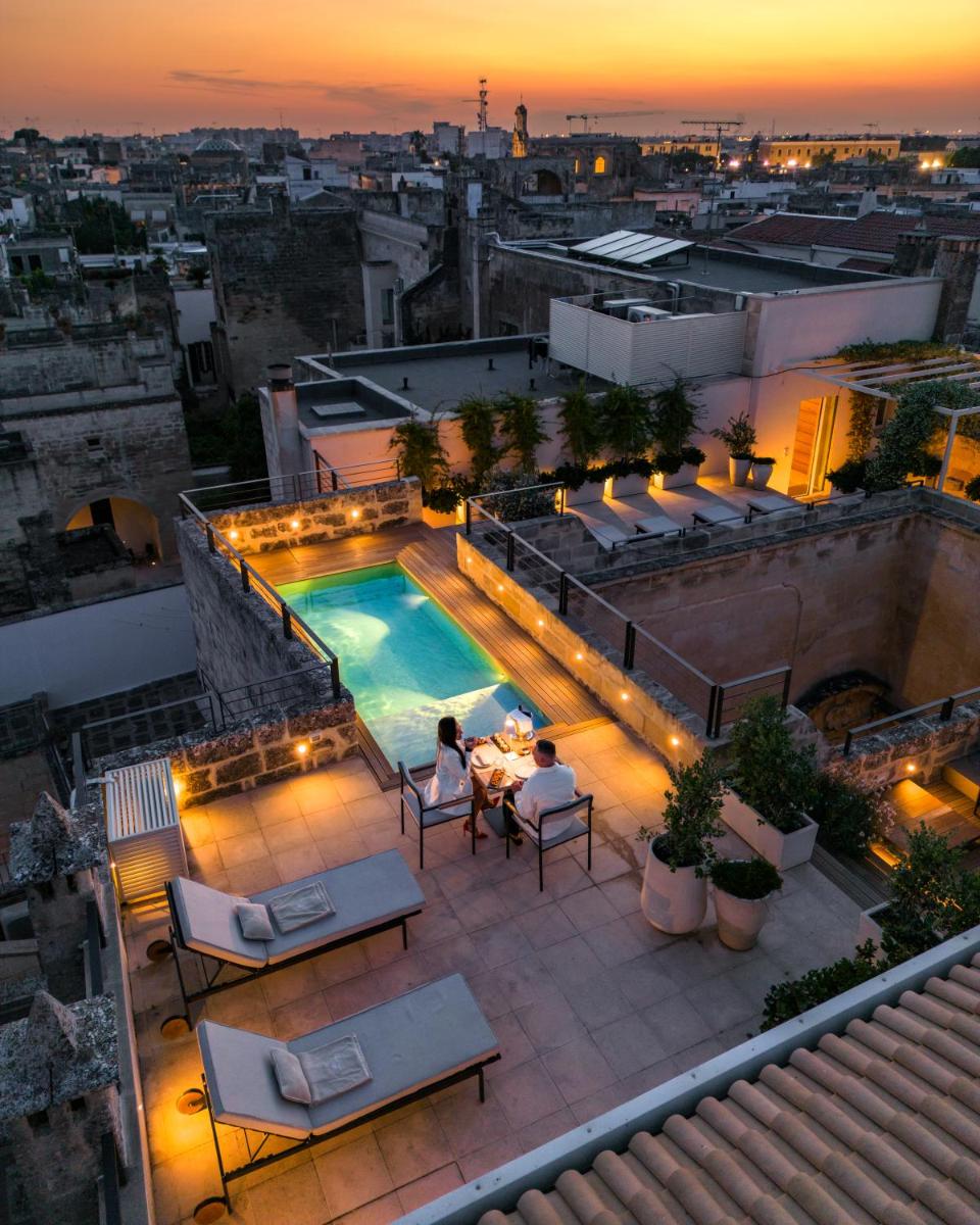 La Fiermontina Palazzo Bozzi Corso Hotel - Housity