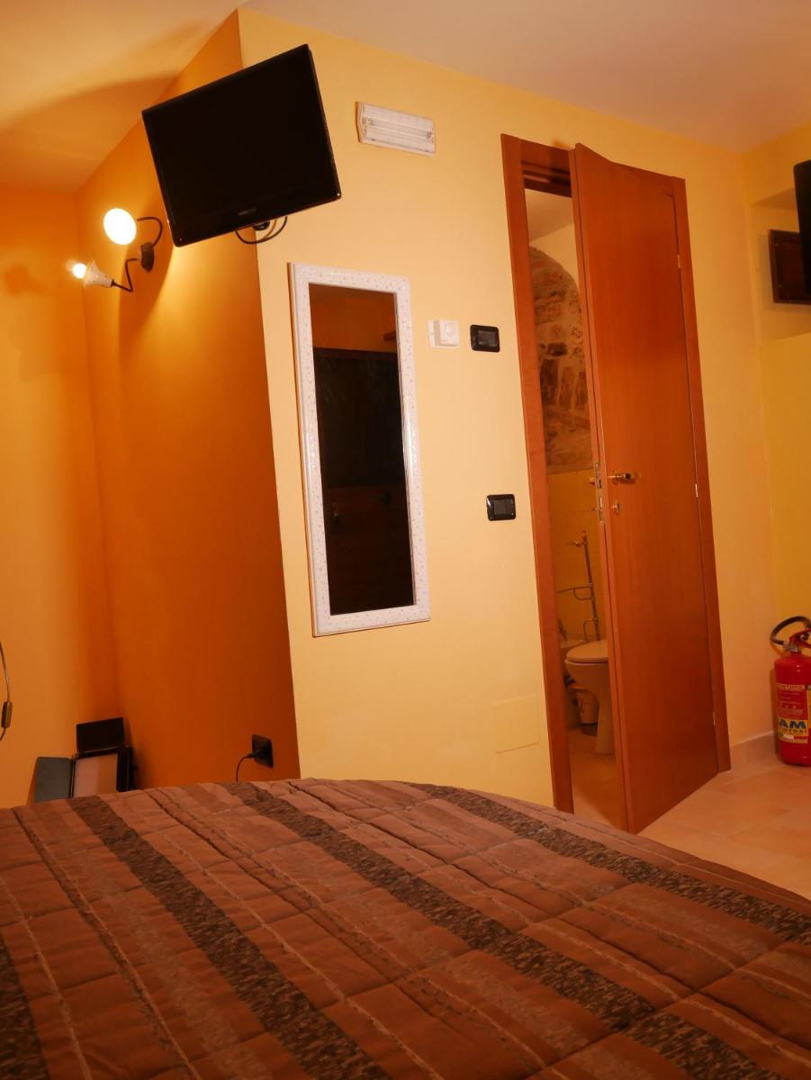 Perbacco - Housity