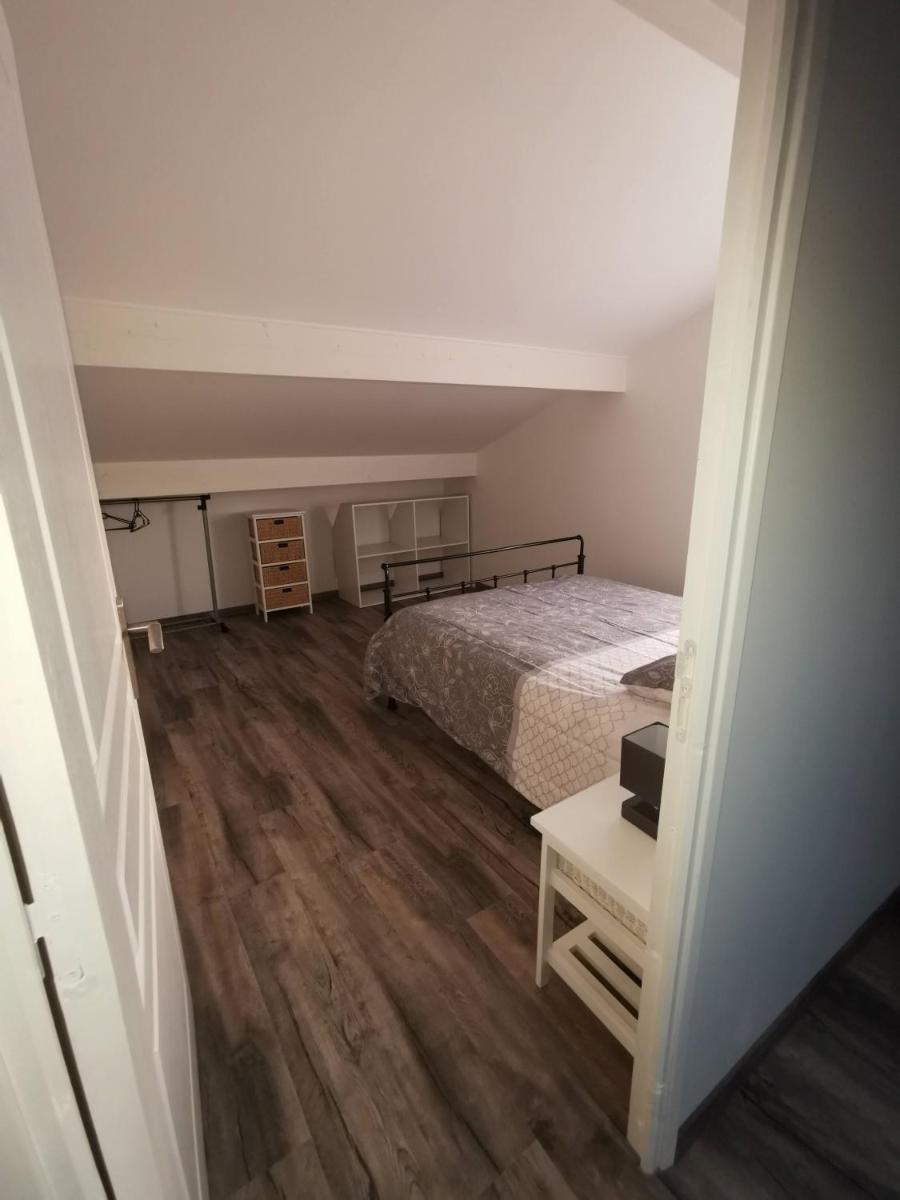 logement 1Chambre et 1 clic clac - Housity