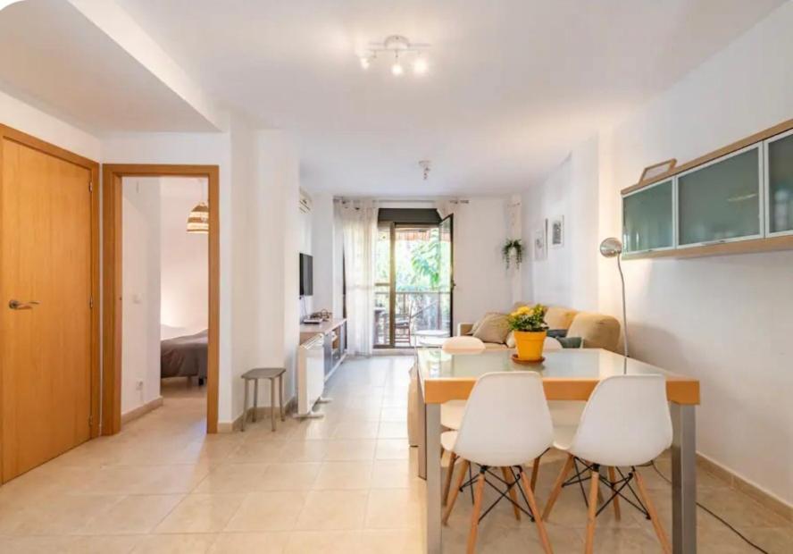 Casa Dora Puzol, a 180 m de la playa - Housity