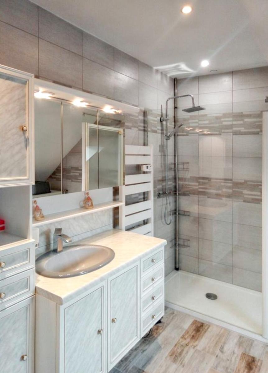 Maison charmante a Bleneau avec jardin et equipements modernes - Housity