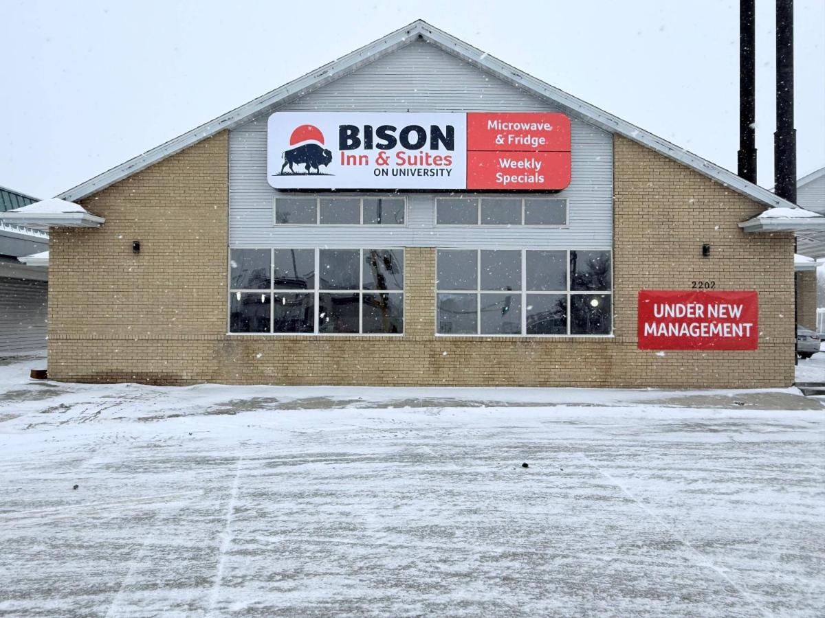 Bison Inn & Suites on University - Housity