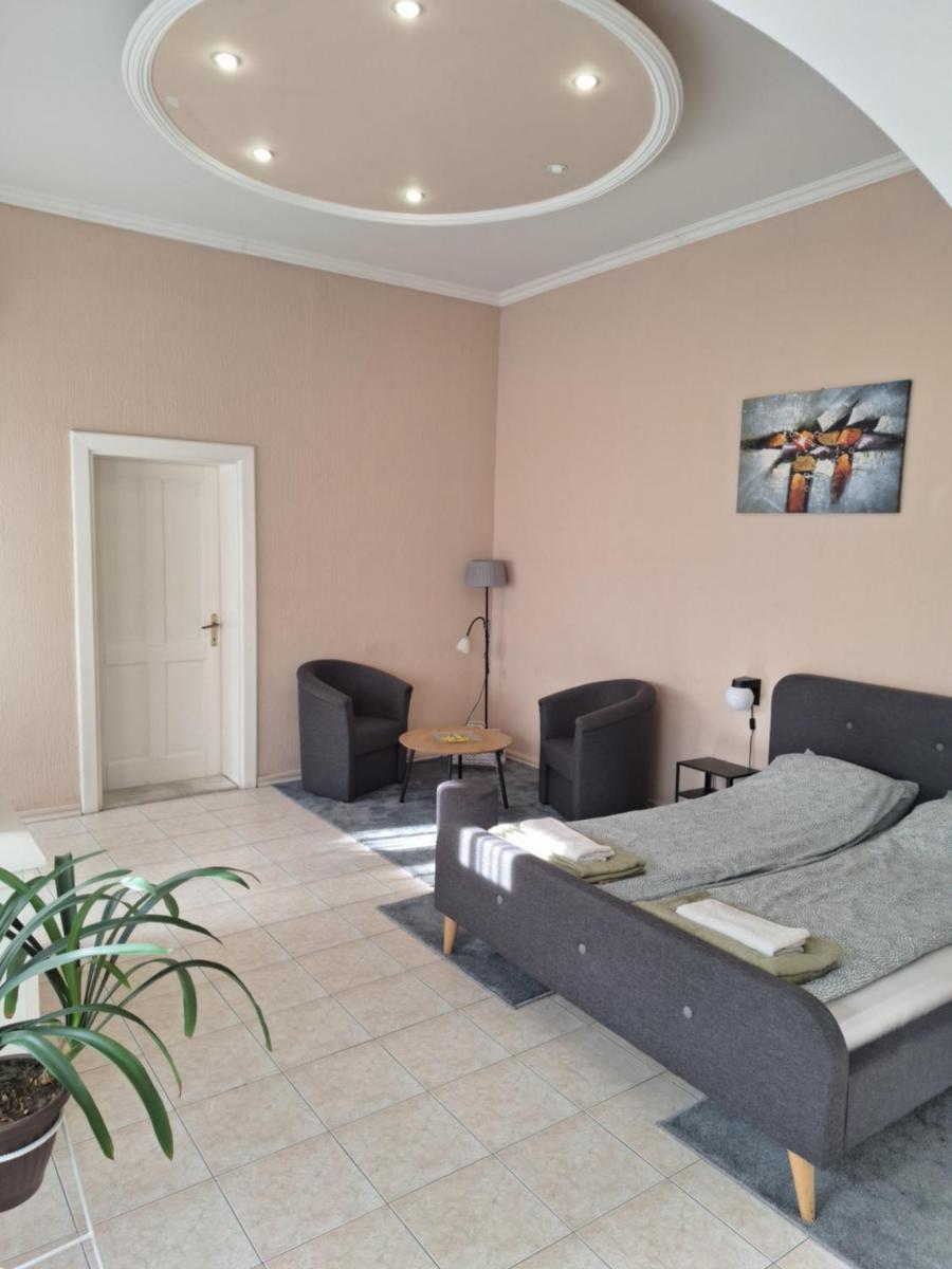 MainStreet apartman - Housity