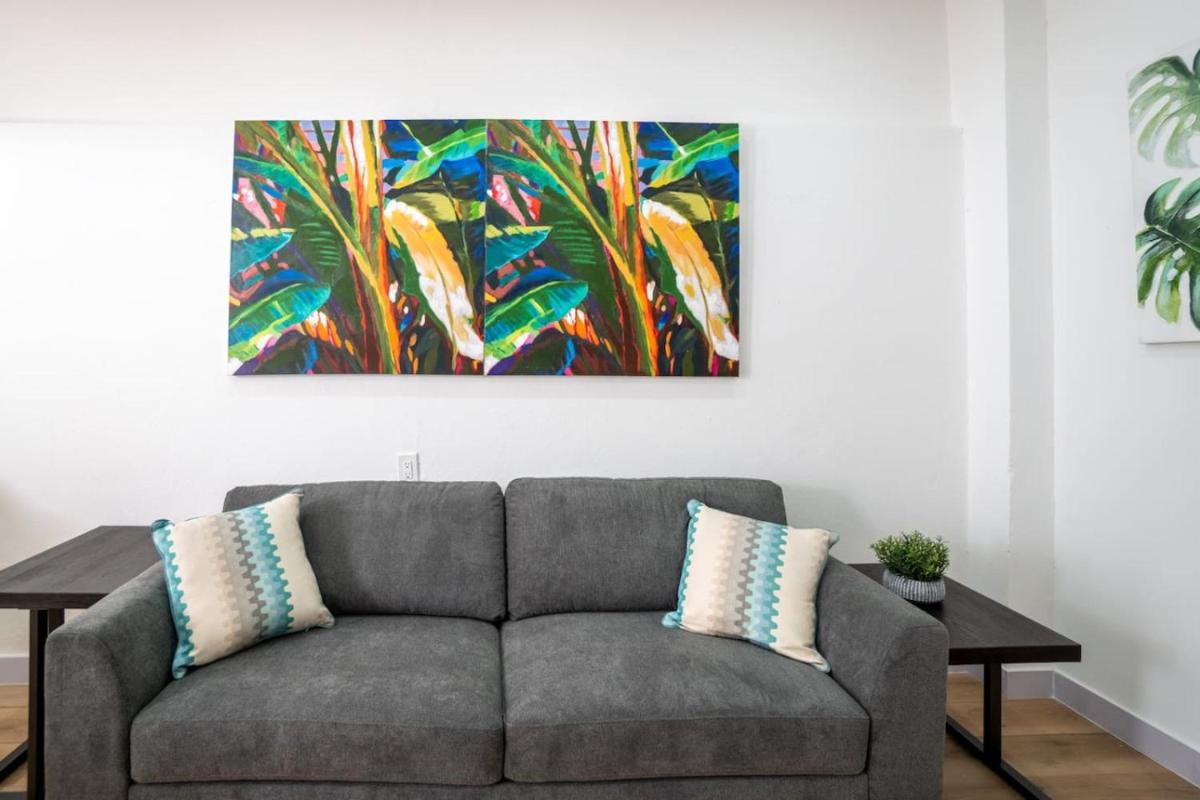 Modern 2-Bedroom Apartment in historic Old San Juan - Housity