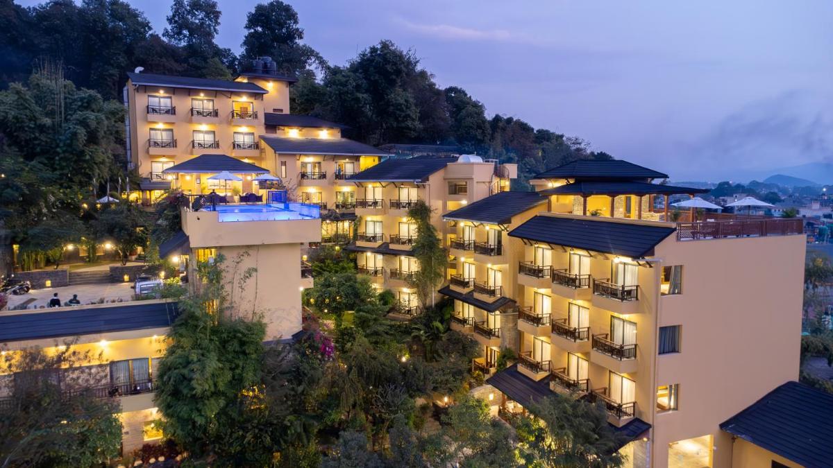 Bar Peepal Resort - Housity