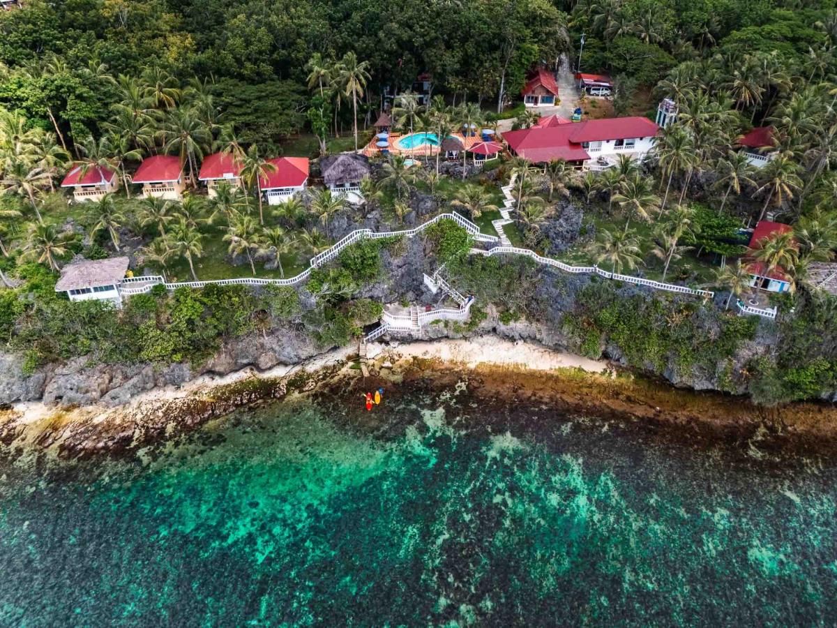 Blue Star Dive and Resort - Housity