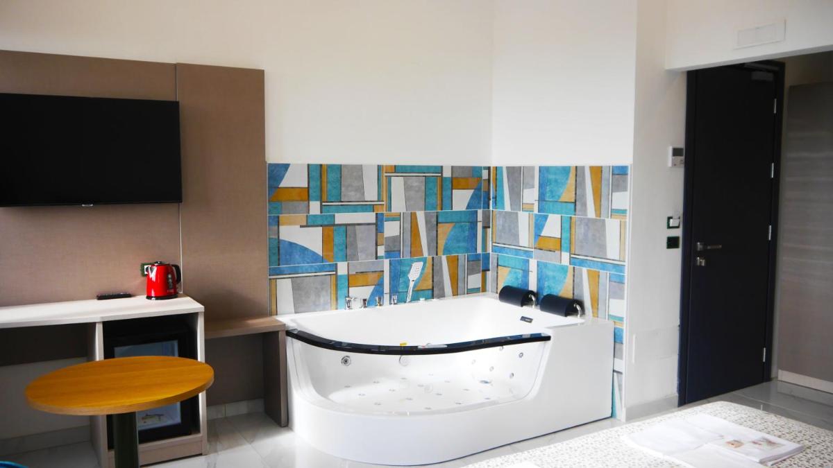 HOTEL HOUSE GARGANO - Hizvo