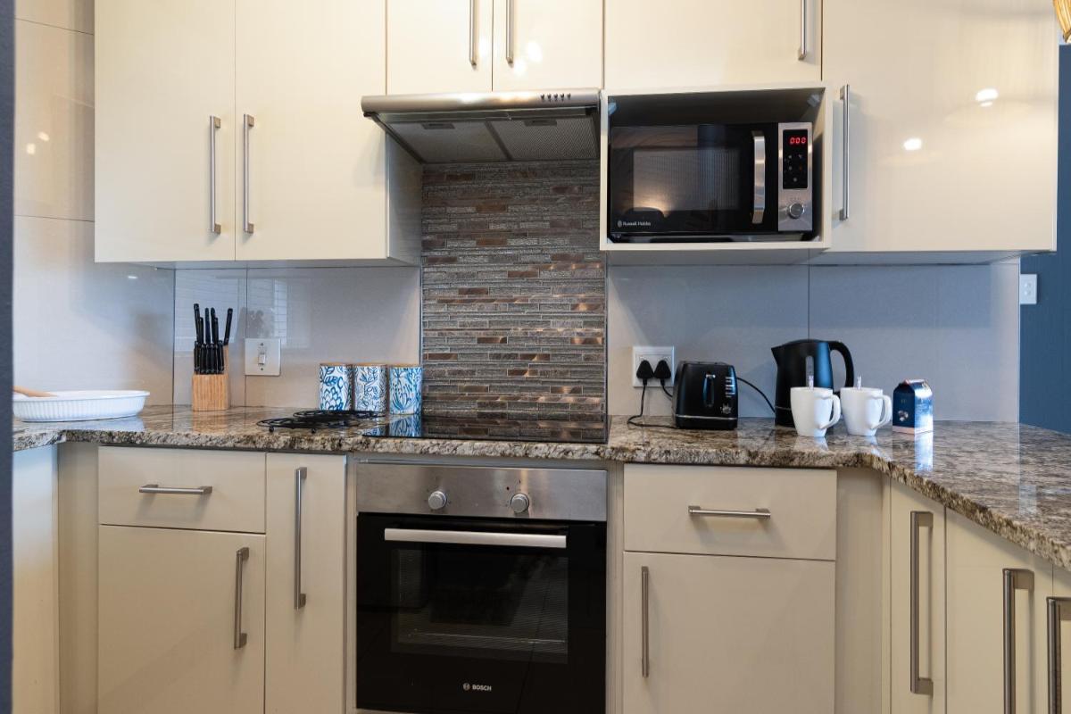 Chakas Cove 70 - Housity