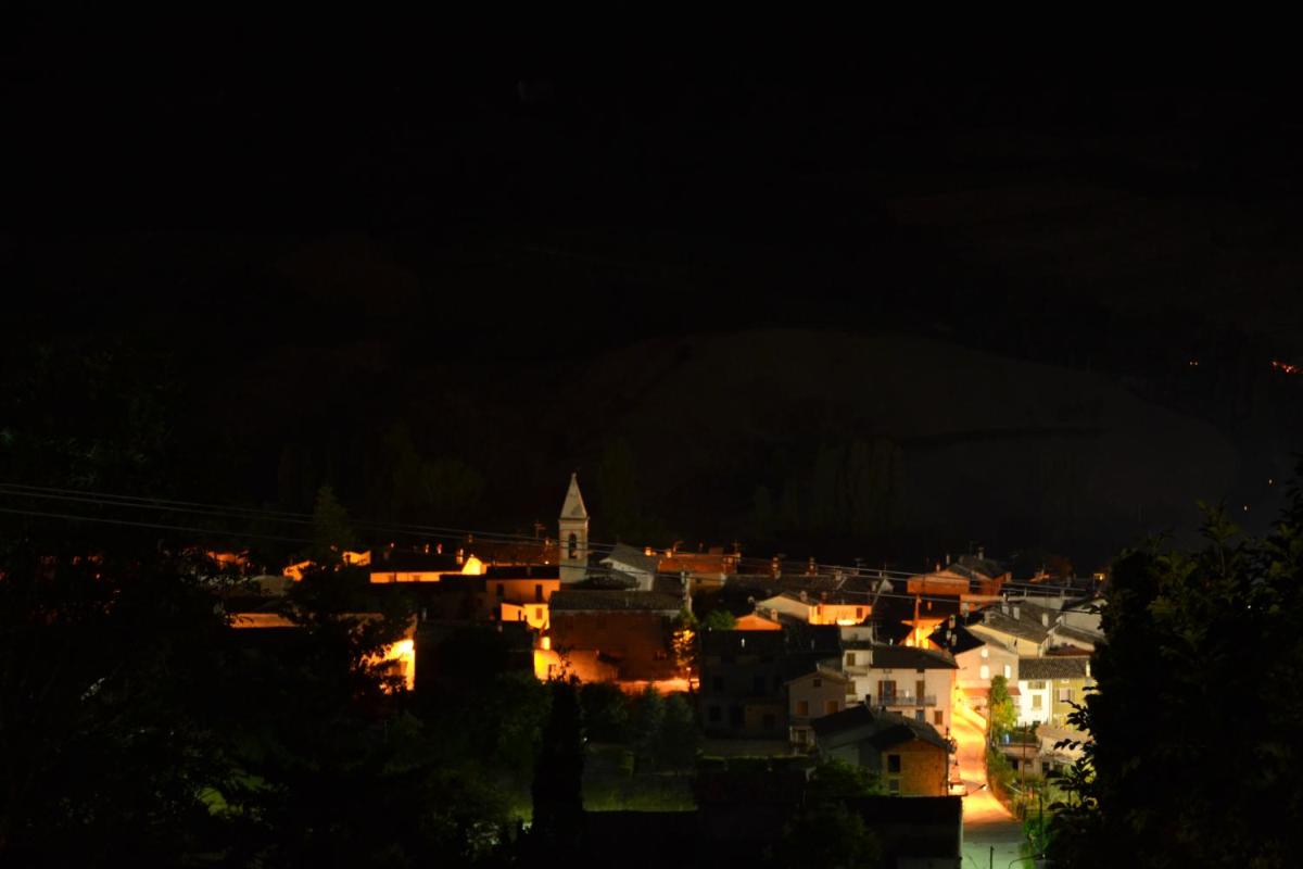 Hotel Pineta Ristorante country house in Fabriano - Housity